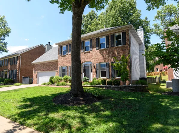 1457 Corona Dr, Lexington, KY 40514