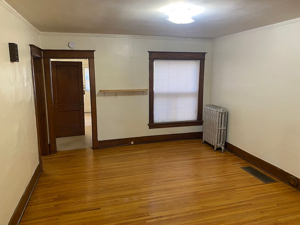 1st image of 833 Goodhue Blvd #827