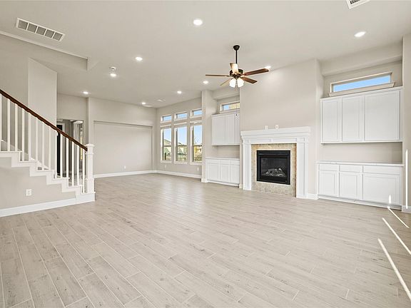 7th image of this home