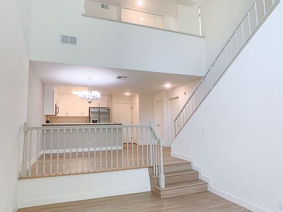 4th image of 3650 Midvale Ave APT 104