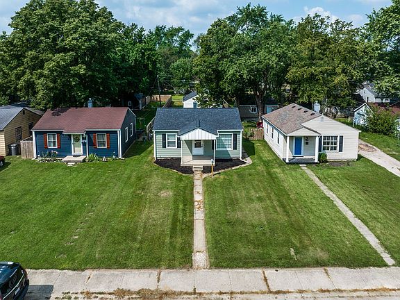 2nd image of 1142 N Somerset Ave