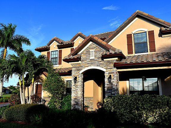 Natural stonework and arches
