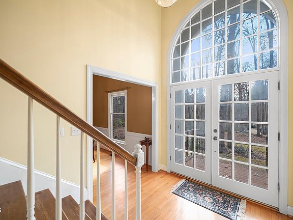 4th image of 6306 Oakview Ct