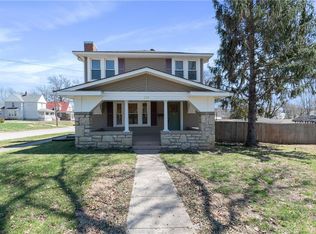 609 N College St, Richmond, MO 64085