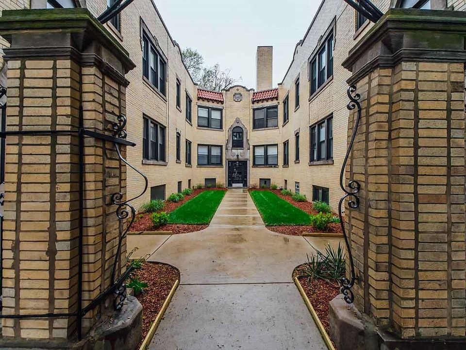 2nd image of 4350 N Cicero Ave #0d754633a