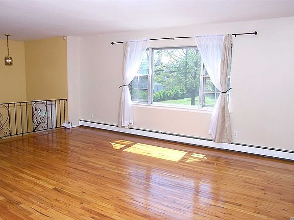2nd image of 35 Sunset Ave