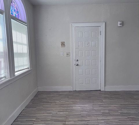 2nd image of 215 Calabria Ave APT 1