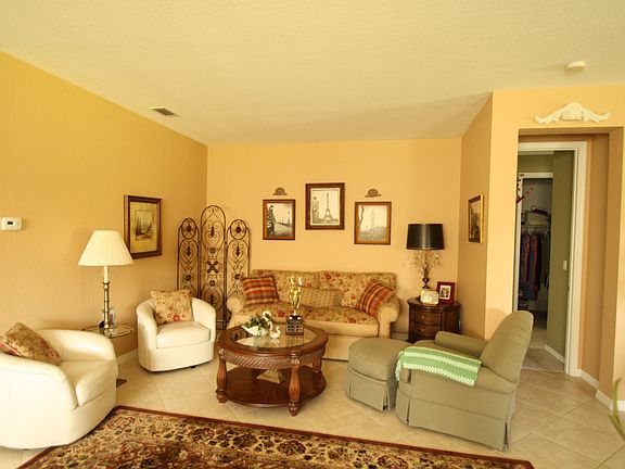 4th image of 3222 Sussex Way
