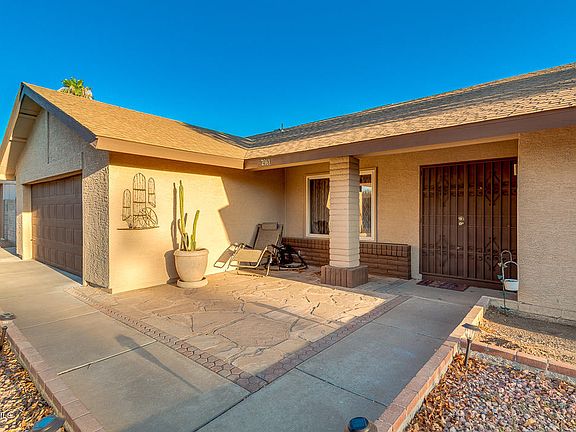 4th image of 2361 W Le Marche Ave