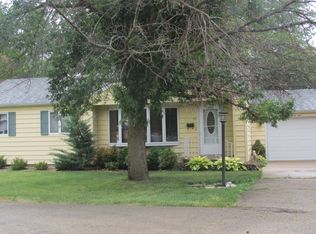 23 Bradley St, Princeton, IL 61356