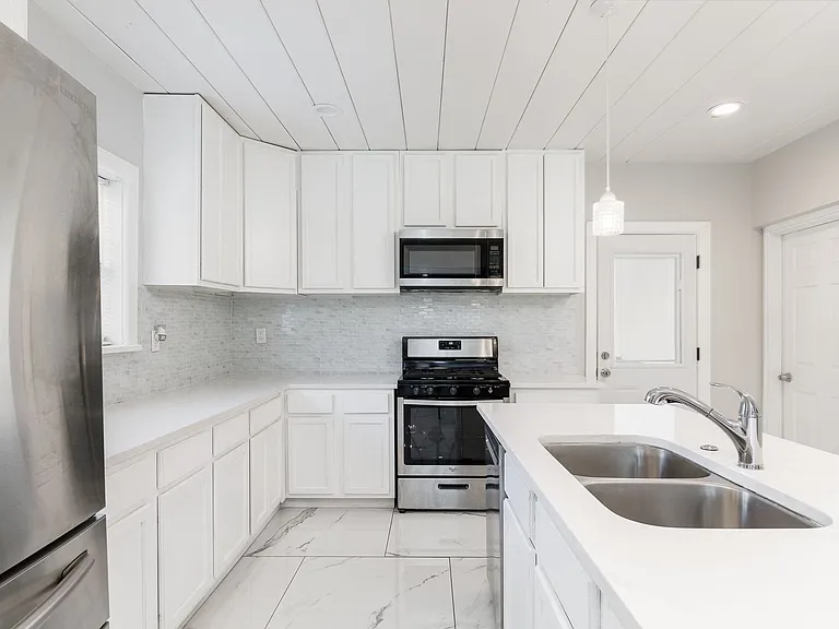 5702 Ellsworth Ave — Photo 6