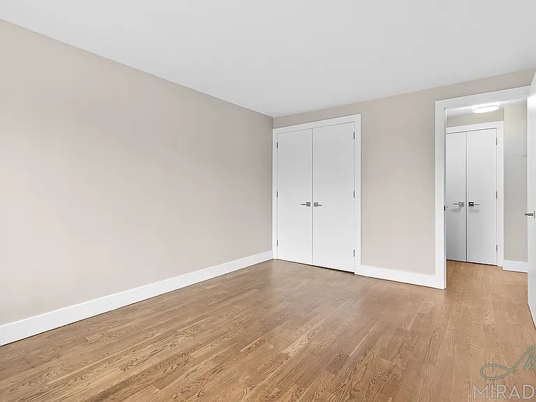 330 E 39th St #36A — Photo 8