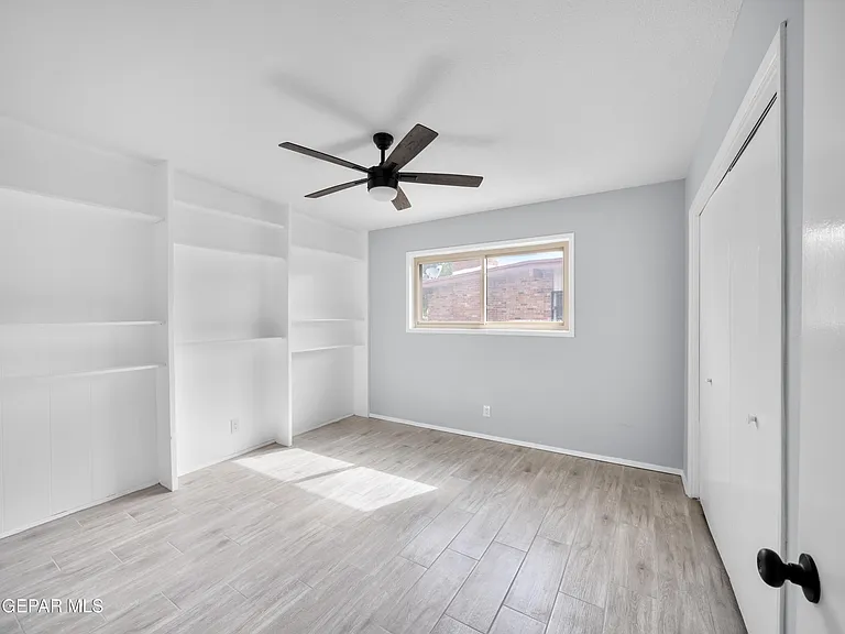 5205 Nome Ave — Photo 18