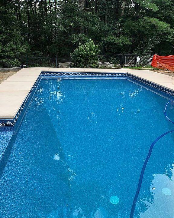 2nd image of 1 Hickory Ln