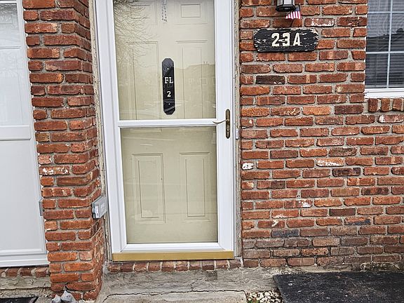 Private Entrance