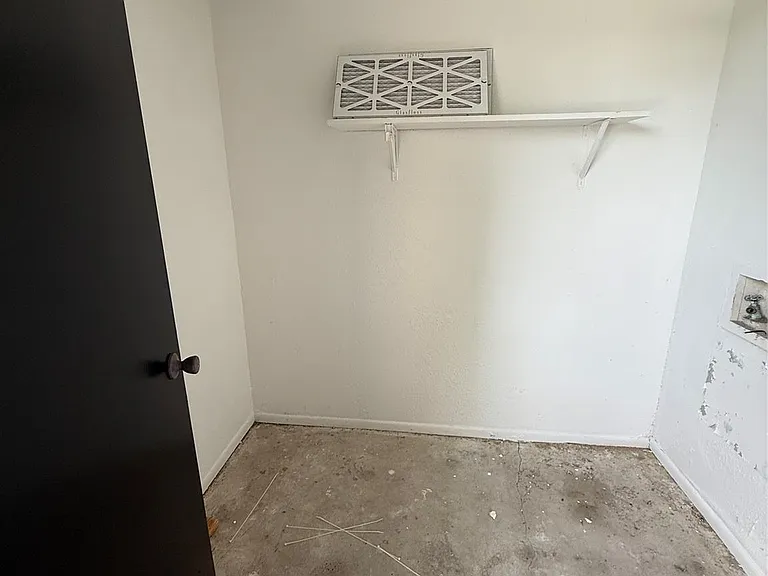 923 Carrell St #D — Photo 18
