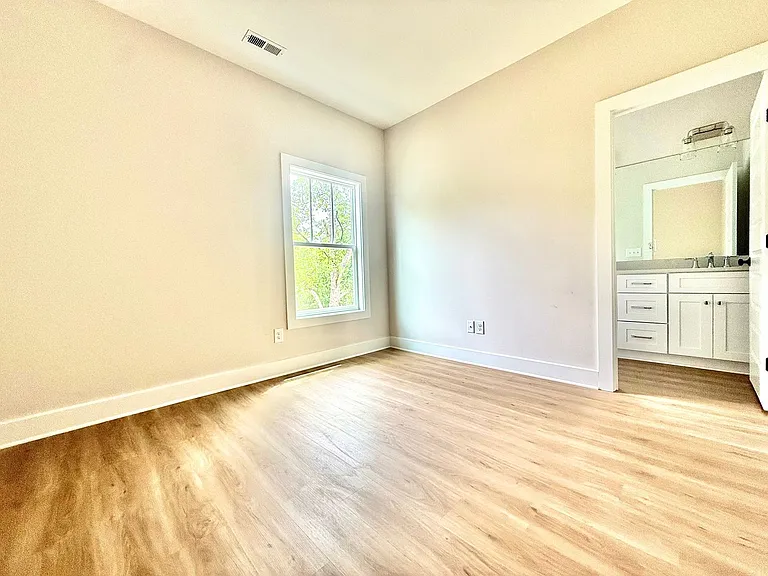 508B Dowd St — Photo 6