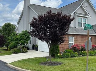 812 Highgate Dr, Florence, KY 41042