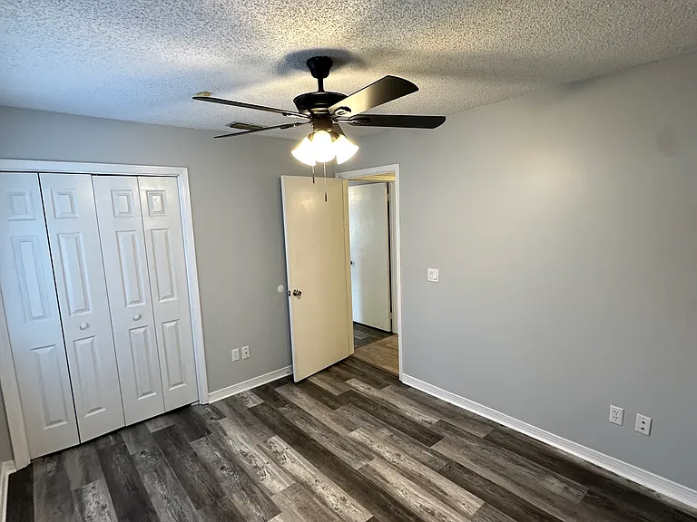 2152 Derringer Cir W — Photo 7
