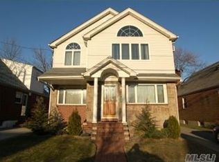 116 N 6th St, New Hyde Park, NY 11040