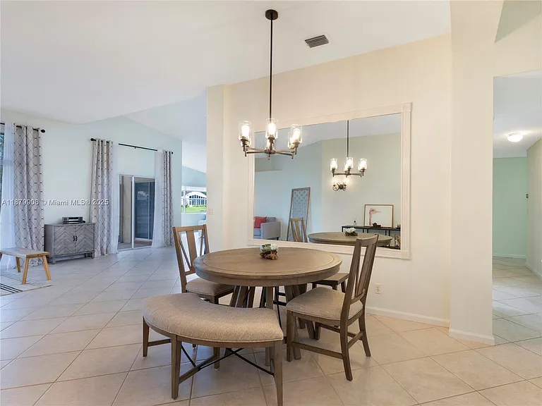 2549 Egret Lake Dr — Photo 5