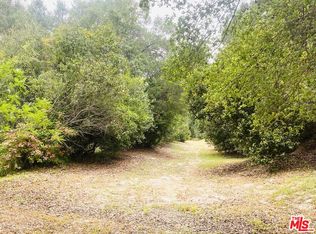 3806 N Glenridge Dr, Sherman Oaks, CA 91423