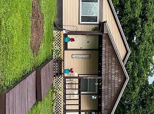2677 Club House Dr, Columbus, OH 43211