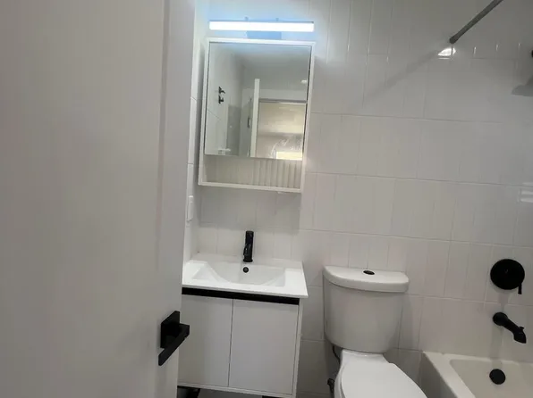 632 Beach 68th Street image 8 of 8