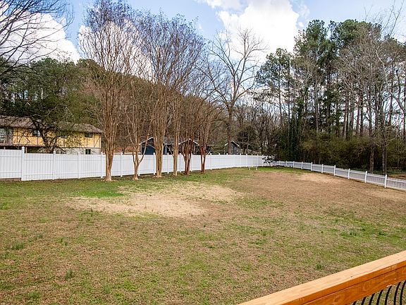 4th image of 8706 Flowerdale Dr