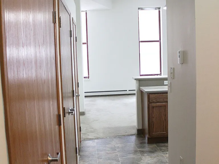 Straus Lofts — Photo 15
