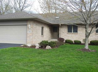 917 High Point Dr, Rockton, IL 61072