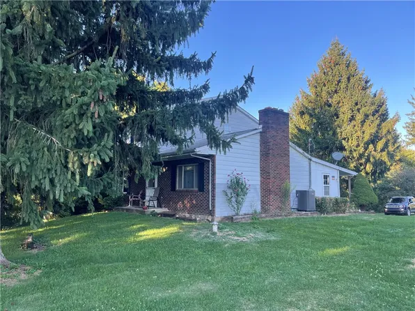 1208 Eastbrook Neshannock Falls Rd, Volant, PA 16156