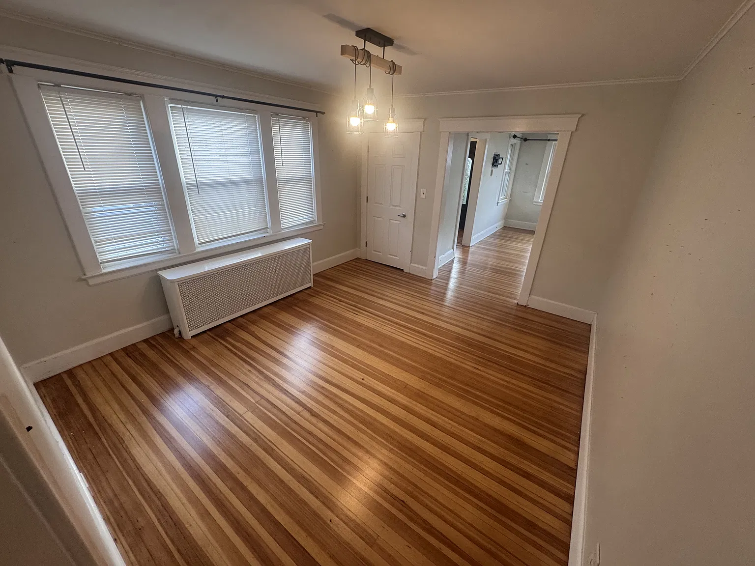 2 bed, 868 sqft, $3,500 — Photo 4