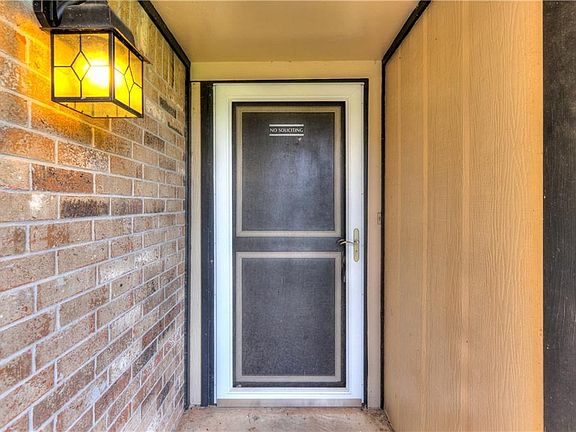 5th image of 10441 Dover Dr