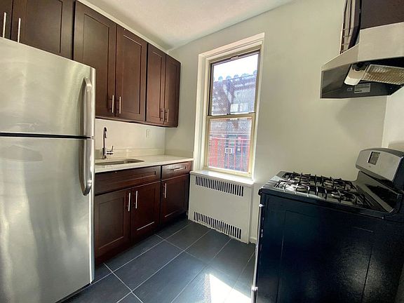 5th image of 40 Woodruff Ave #5008