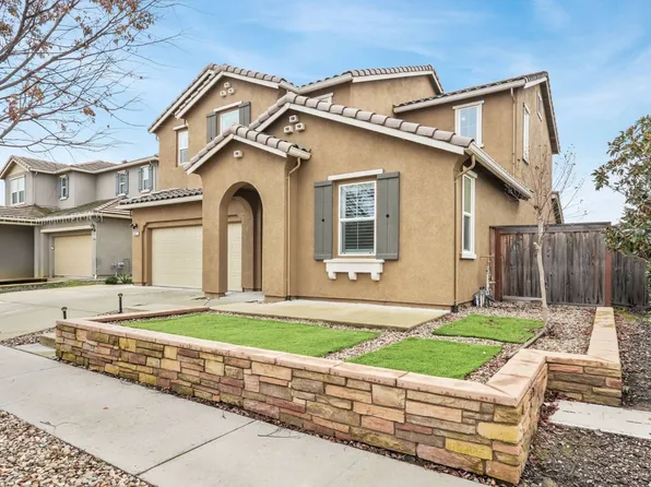 6017 Taunton Dr, Roseville, CA 95747