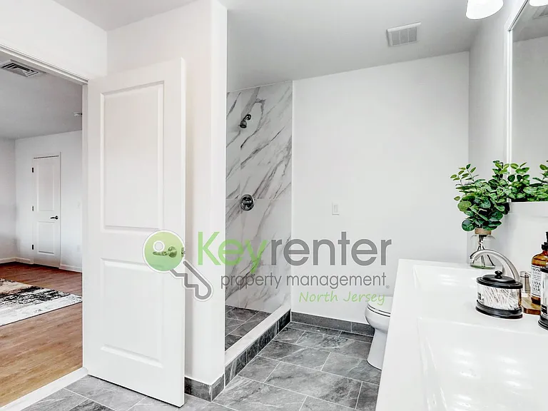 176 Pennington Ave #9 — Photo 21