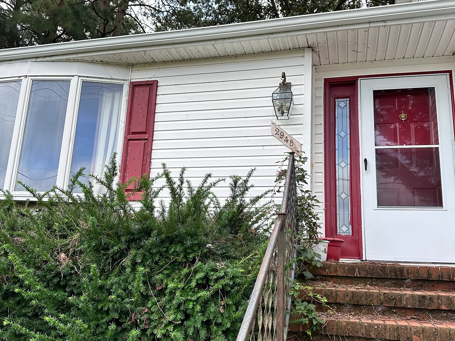 3 bed, 2.5 bath, 1370 sqft, $2,200 — Photo 2