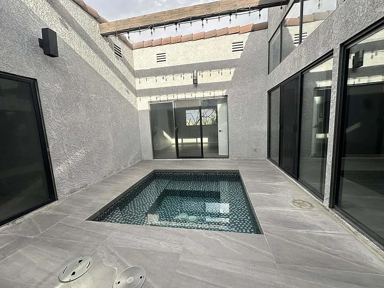 4 Saturn Cir — Photo 12