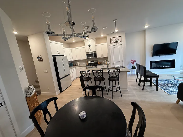 3314 SE Farrow Ln #B — Photo 16