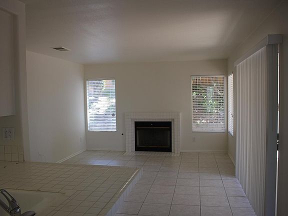 5th image of 805 Muirwood Dr