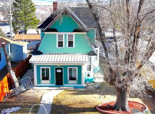 905 S 4th St, Raton, NM 87740