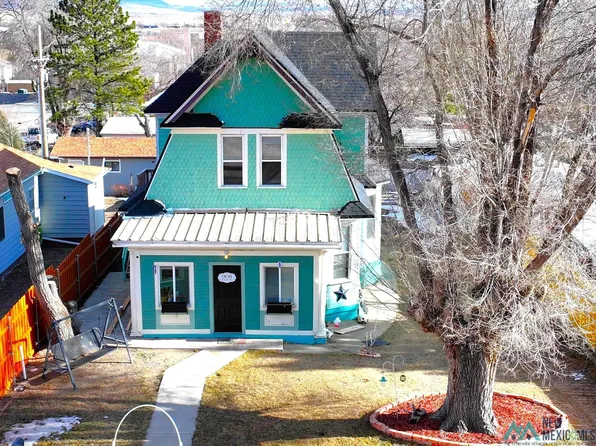 905 S 4th St, Raton, NM 87740