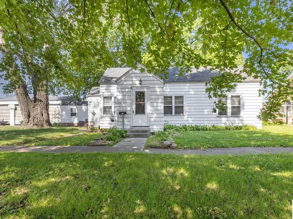 614 9th St, Onawa, IA 51040