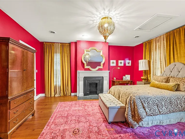 416 W Washington St — Photo 13