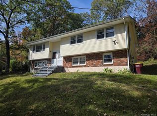 43 Glenmere Homesites Rd, Florida, NY 10921