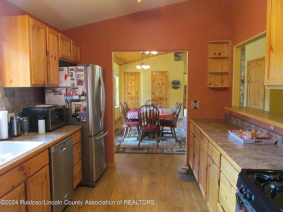 4th image of 171 Deer Valley Dr