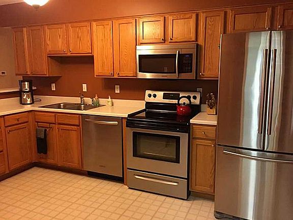 5th image of 7417 Chapel Villas Ln Unit B
