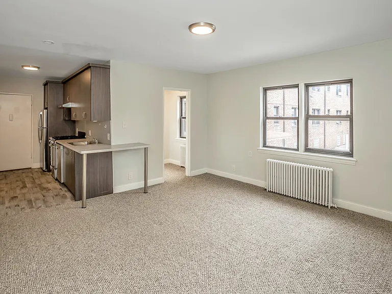 103 Lawson St #B — Photo 1