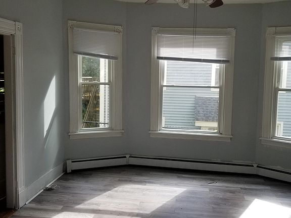 3rd image of 22 N Park St #1